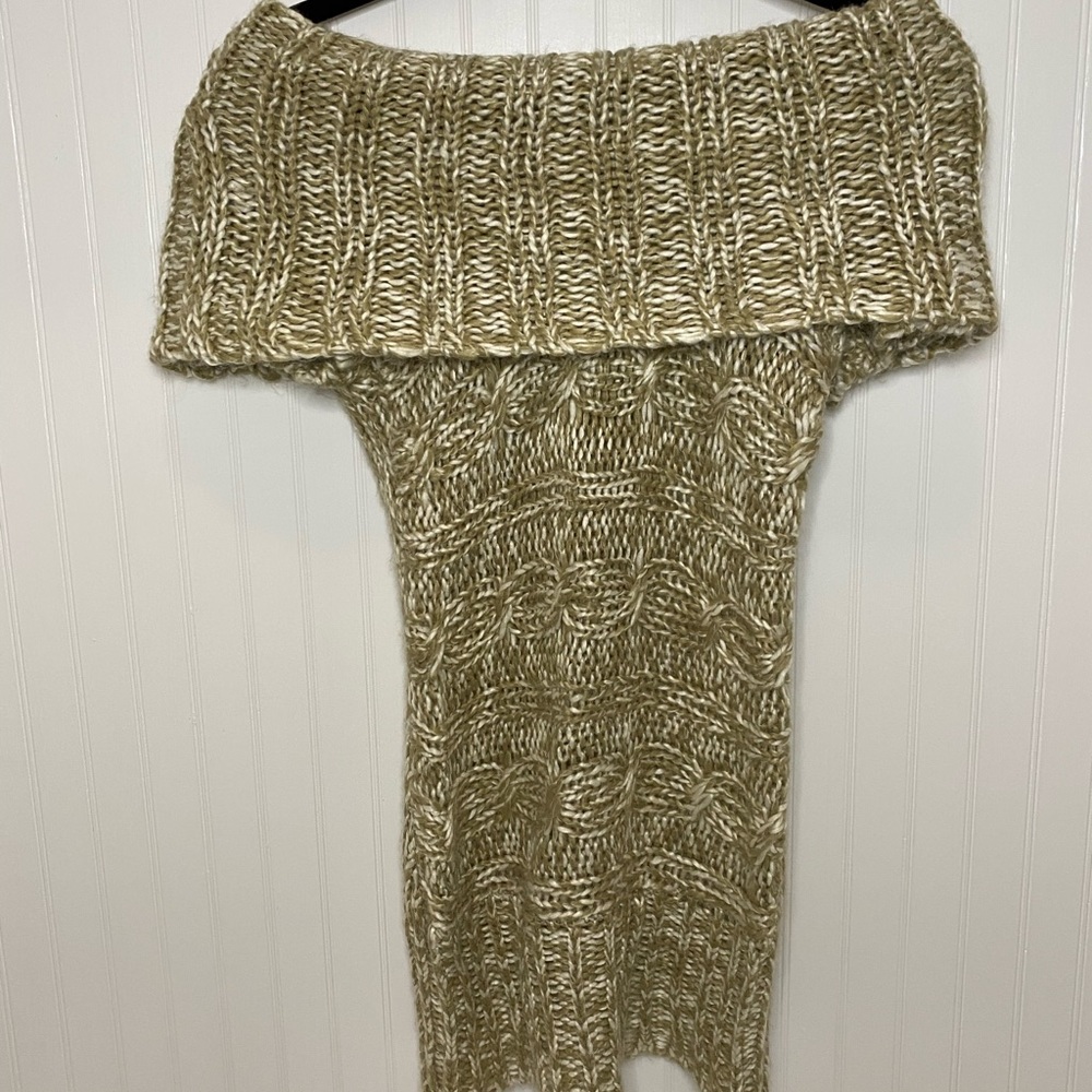 New York At Last Est 1980 Off The Shoulder Knit